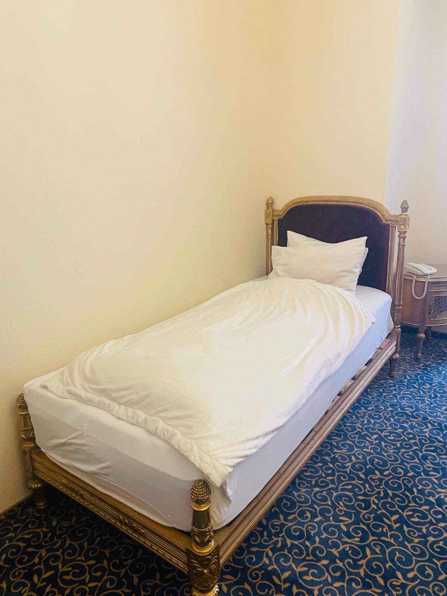 Hotel Stern Lauterbach  Bagian luar foto