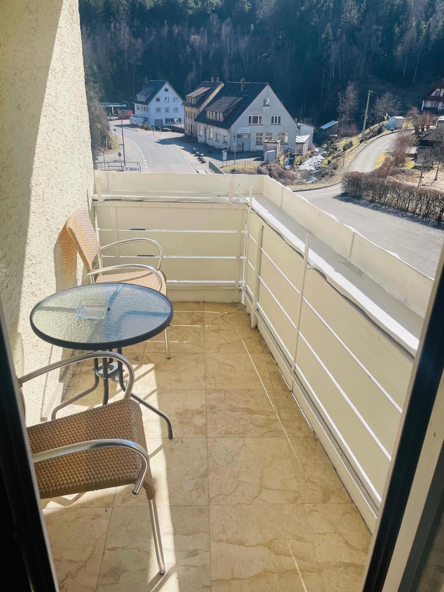 Hotel Stern Lauterbach  Bagian luar foto
